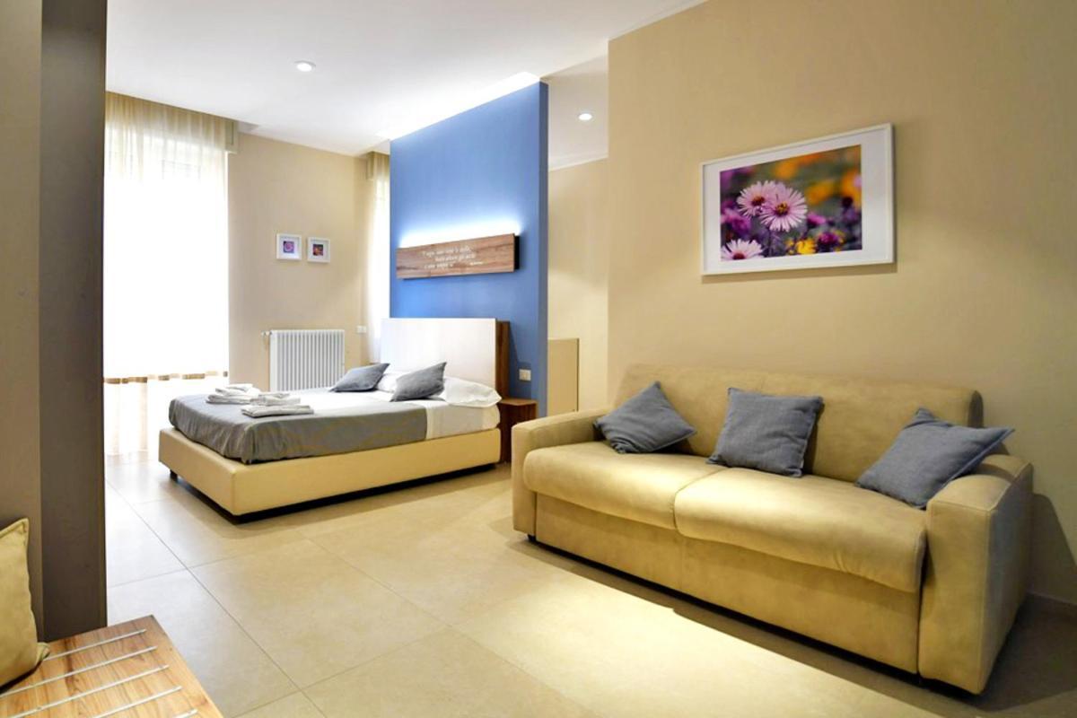Astro Blu Bed & Breakfast *